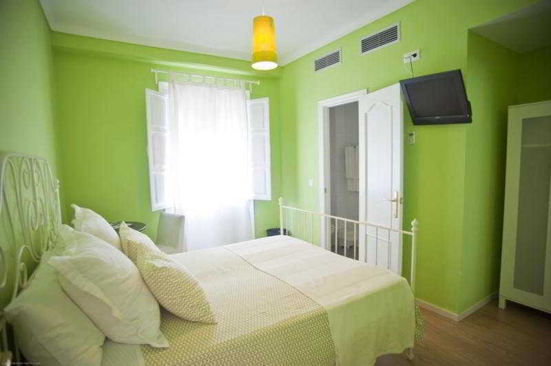 Hostal Five Gates Осуна Екстериор снимка