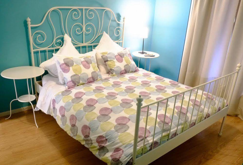 Hostal Five Gates Осуна Екстериор снимка